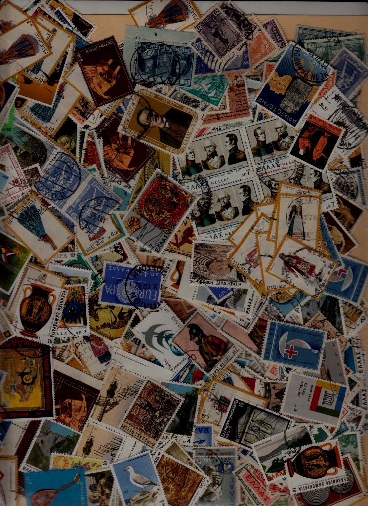 Greece 1000+ used stamps (308)